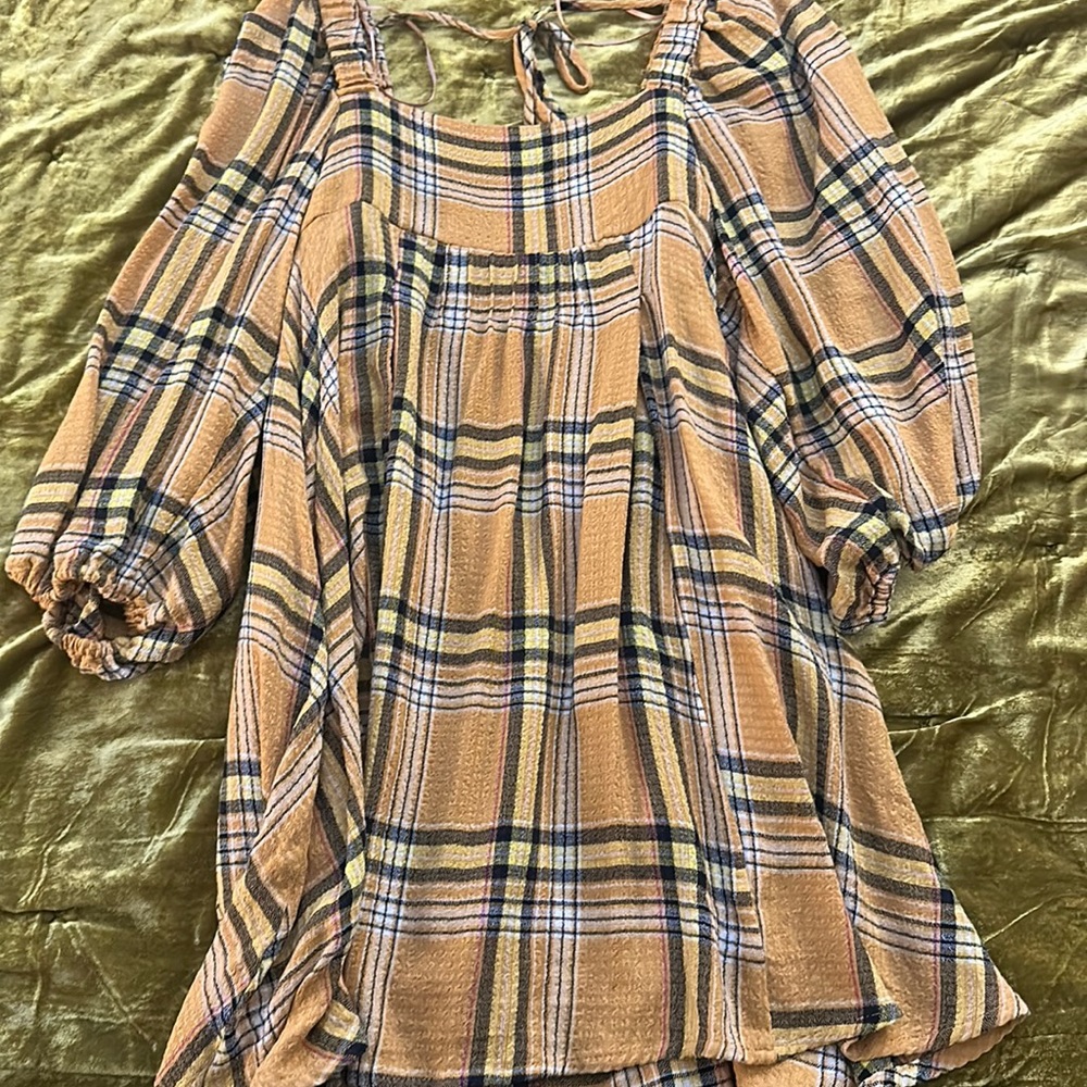 Urban Outfitters Yellow Flannel Dress with Square neckline and balloon sleeves S